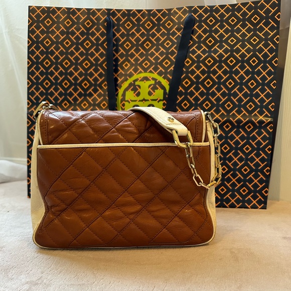 🌟SOLD🌟 TORY BURCH leather shoulder bag - Picture 3 of 12